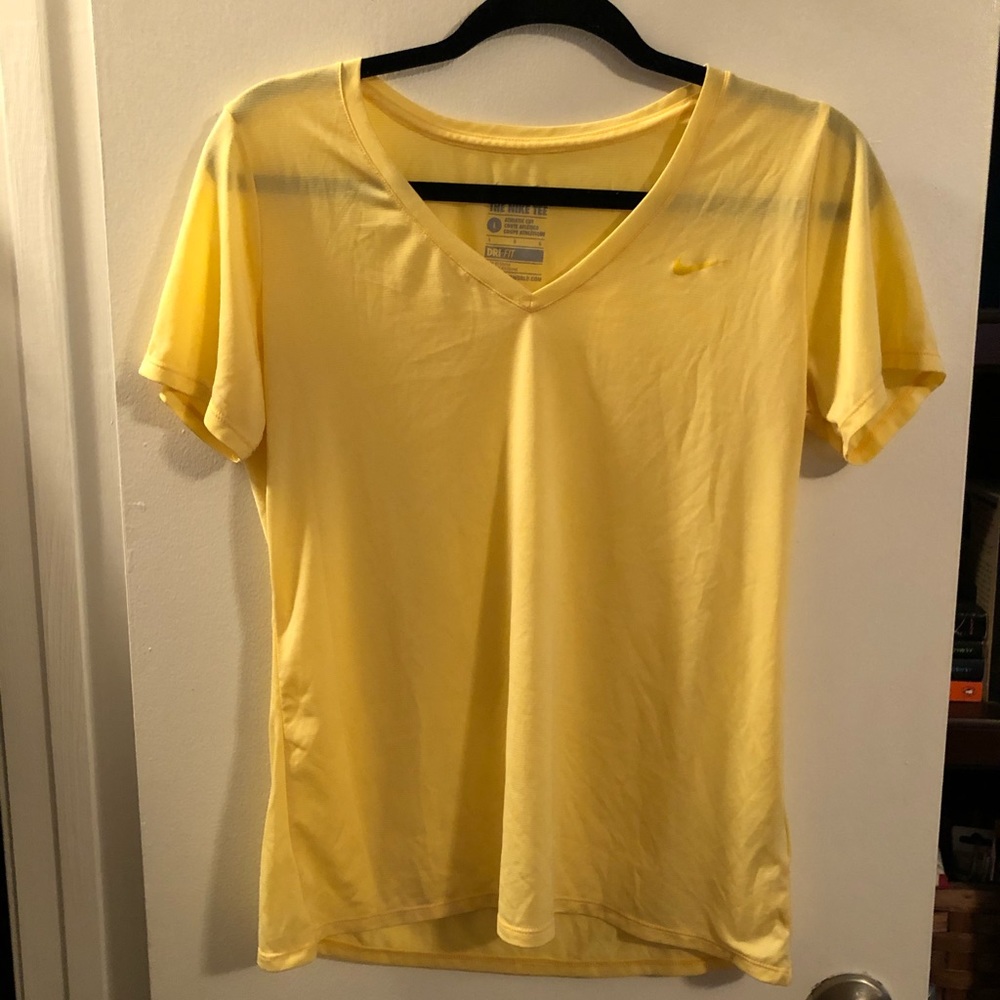 **Sold** NIKE Dri-fit Shirt
